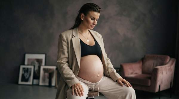 Editorial illustration for 5 Essential Strategies for Mastering Your Pregnancy Style